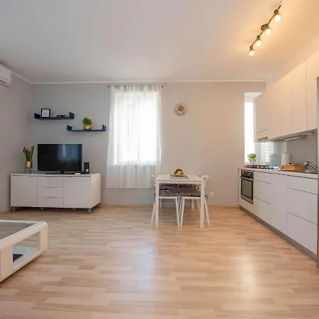 Hostrinus Apartamento Split