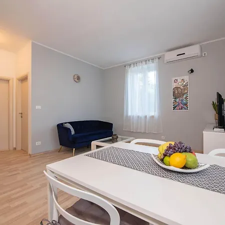 Apartamento Hostrinus